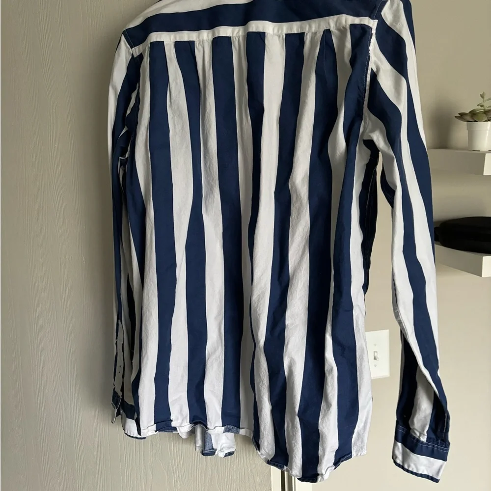 Men's button down - Picture 2 of 2